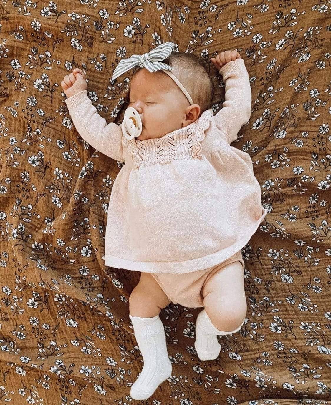 Olivia Knee High Socks | Sand