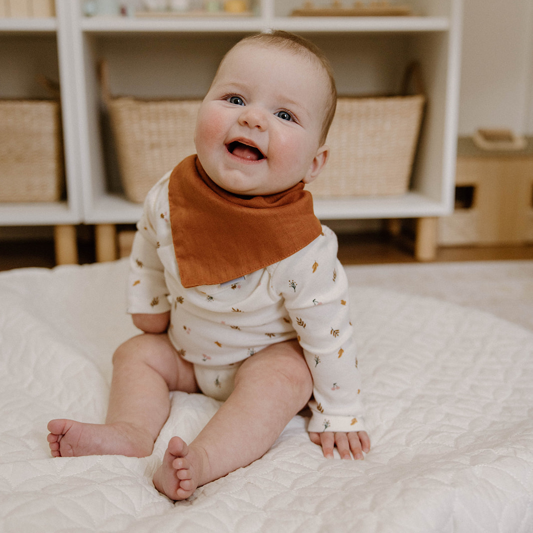 Linen Drool Bib | Bloom