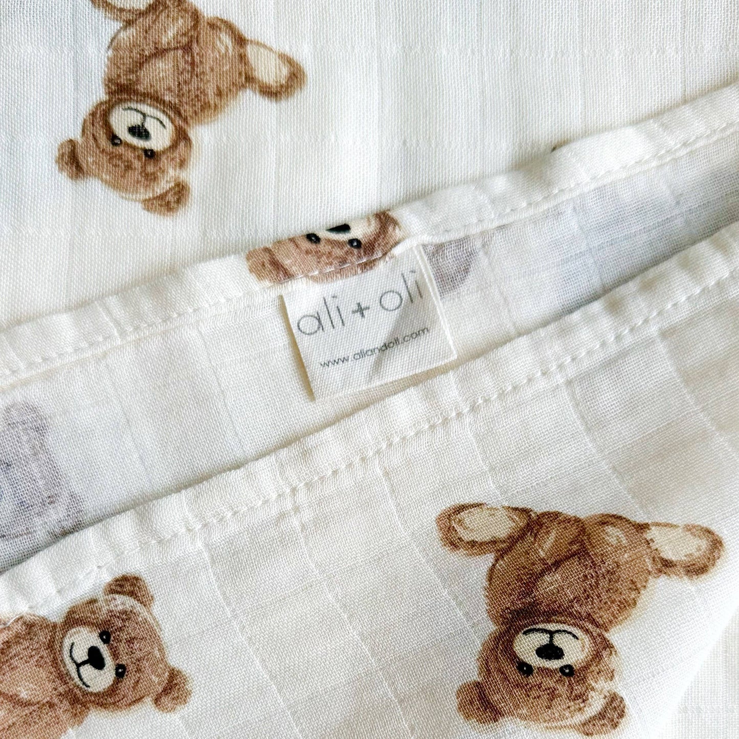 Bamboo Muslin Swaddle Blanket | Teddy Bear